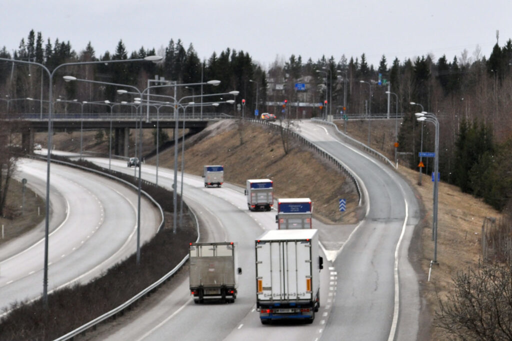 Kuljetuspalvelu Fågel - Lahti